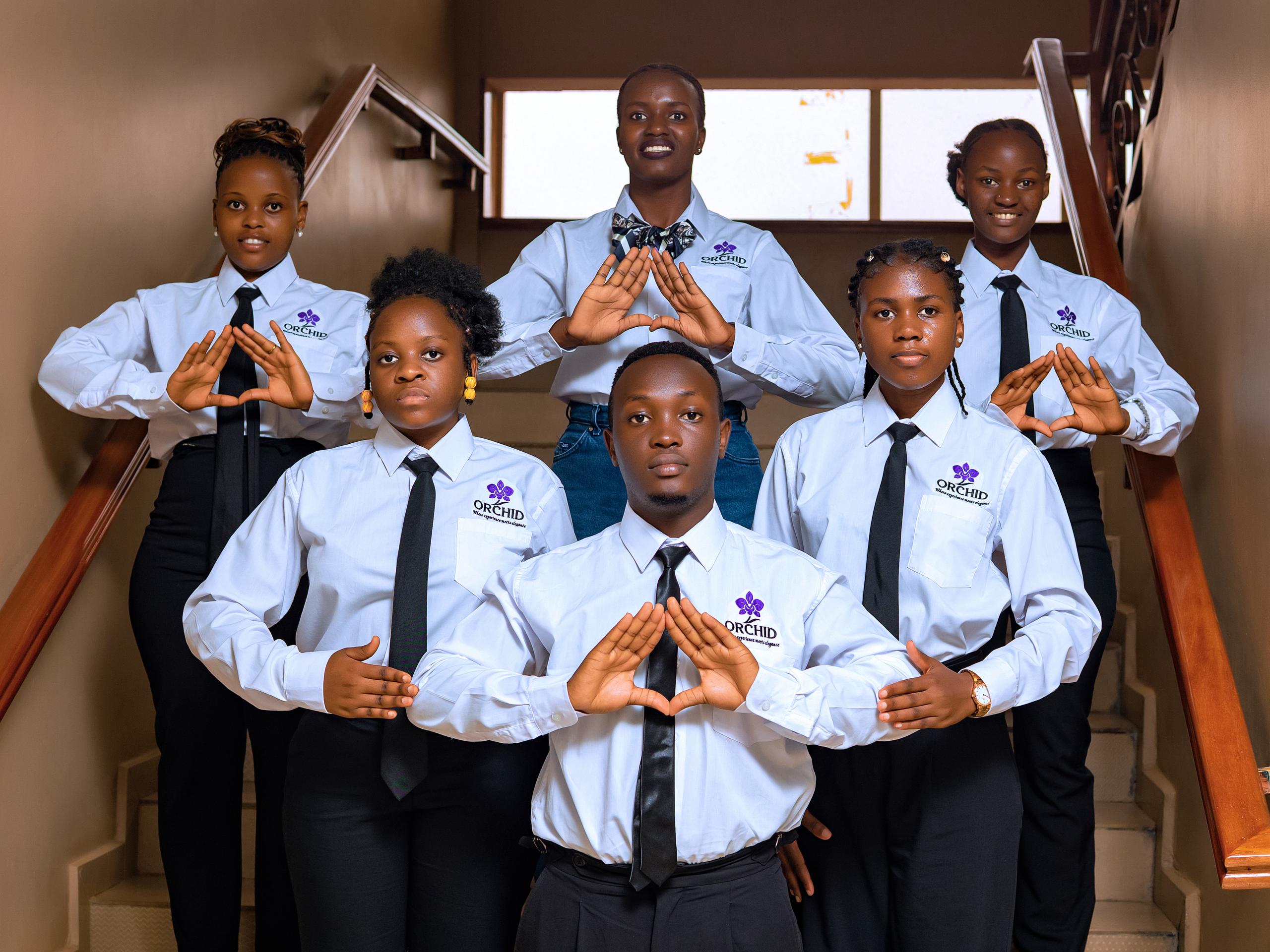 <p>Meet Our Experienced Team</p>