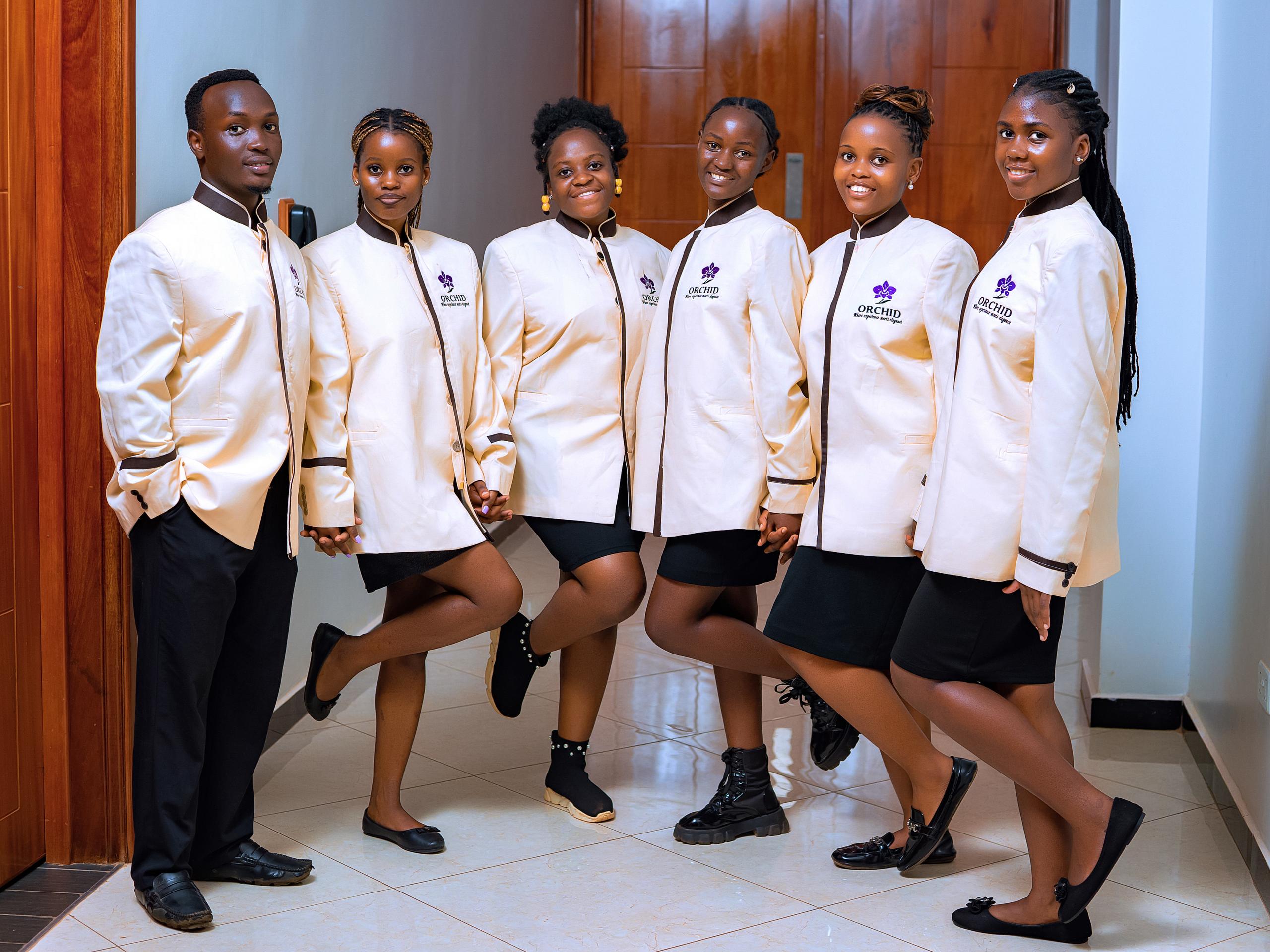 <p>Meet Our Experienced Team</p>